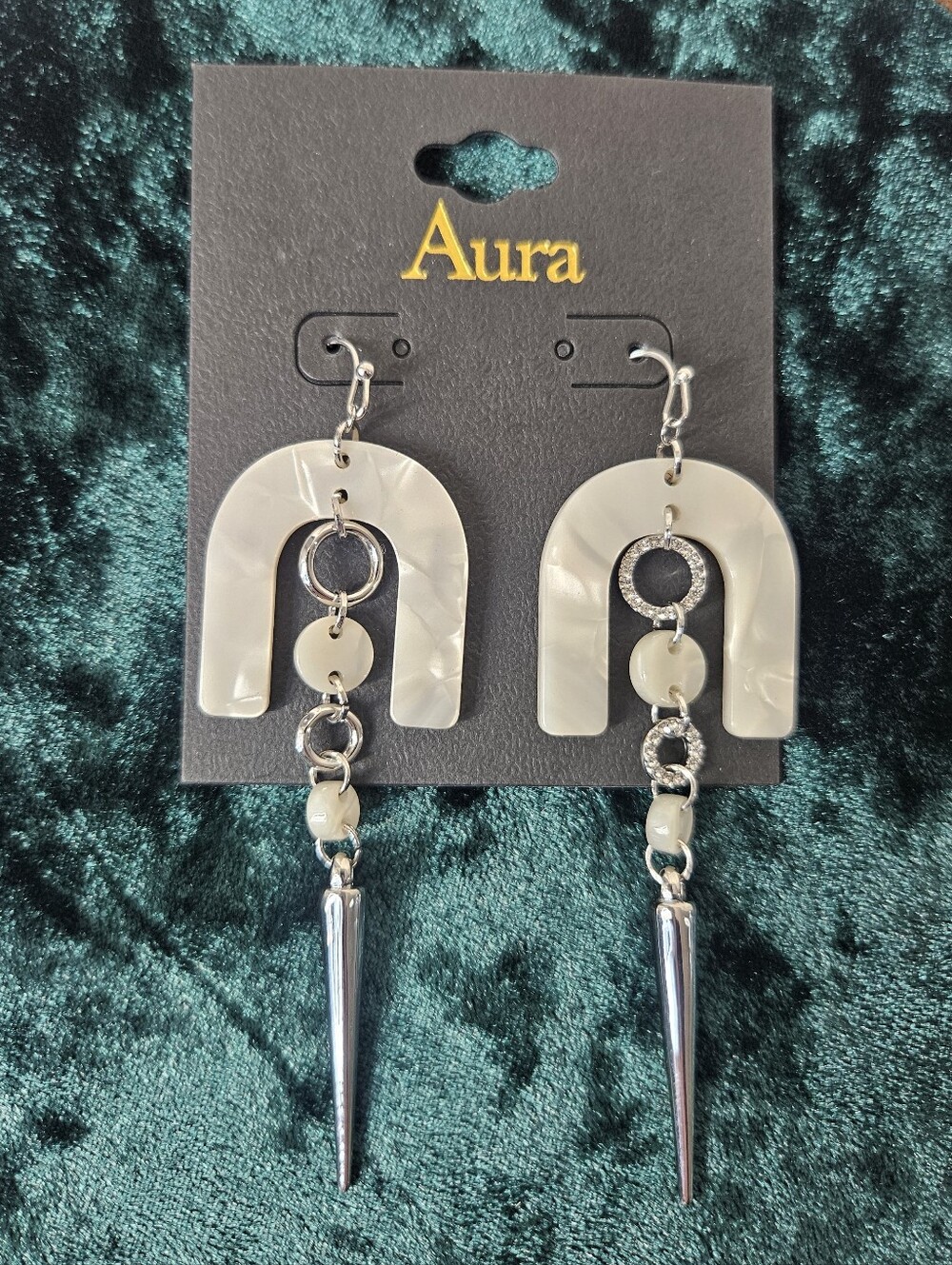 Aura Marbled Cream Arch Drop Earrings with Silver Spike